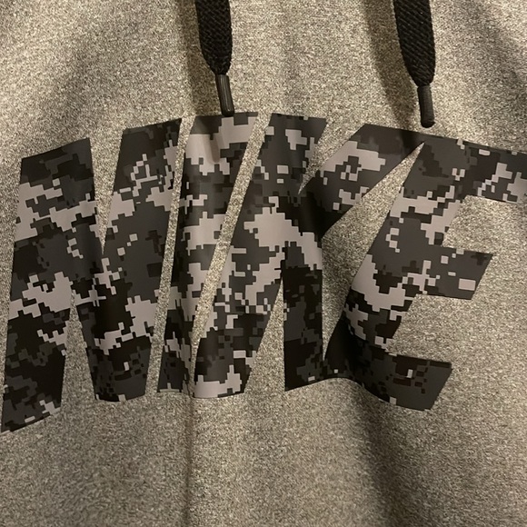 Men’s Nike XL gray hoodie - Picture 3 of 5